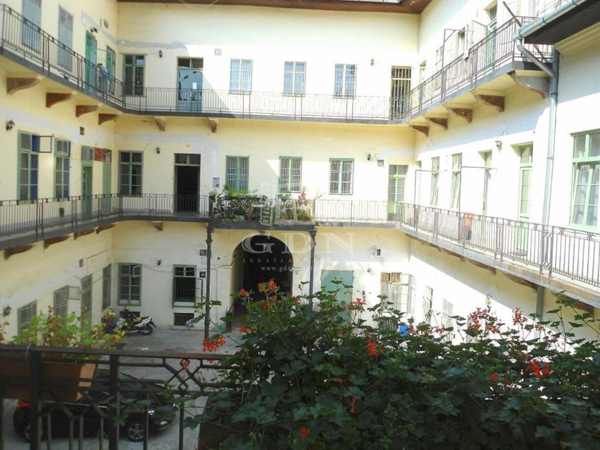 Апартаменти Budapest Central Apartman 3 Bdr, 2 Bath+3A/C+Free Parking+Quite Екстер'єр фото
